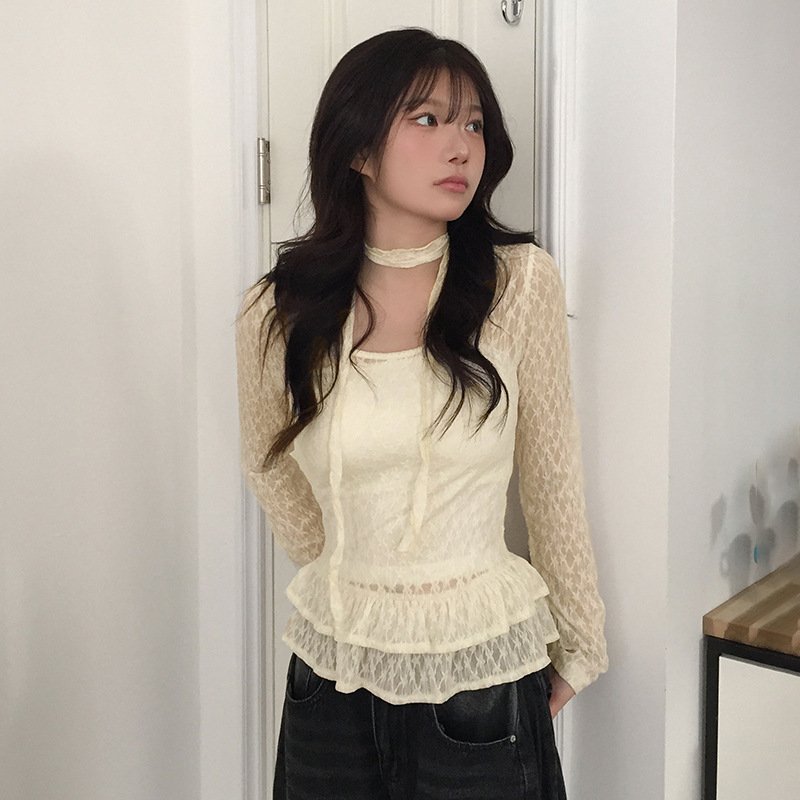 Lace V-Neck Flared-Sleeve Slim Crop Top