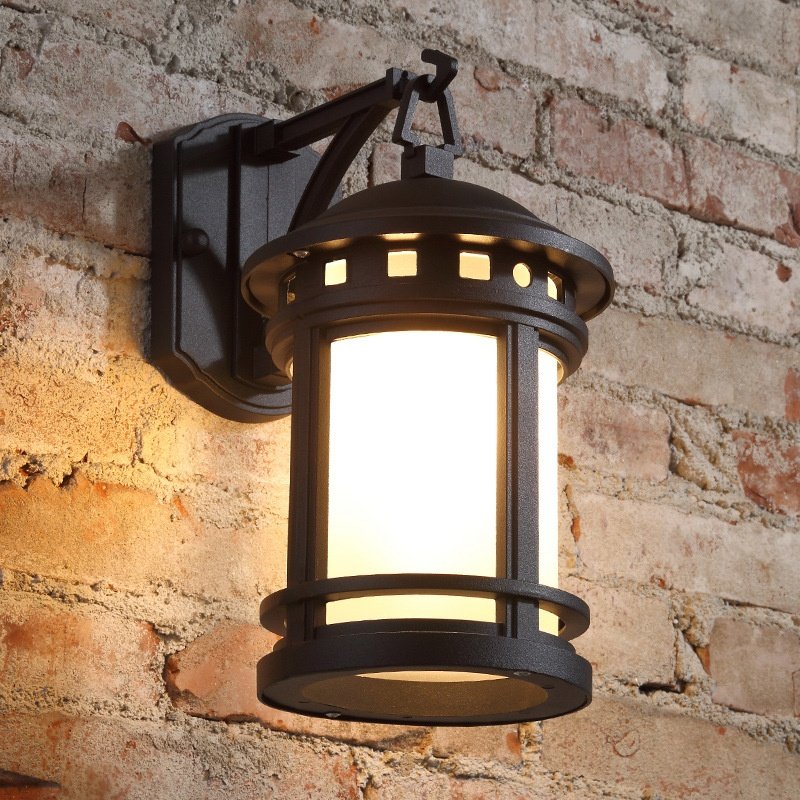 Retro Outdoor Wall Light