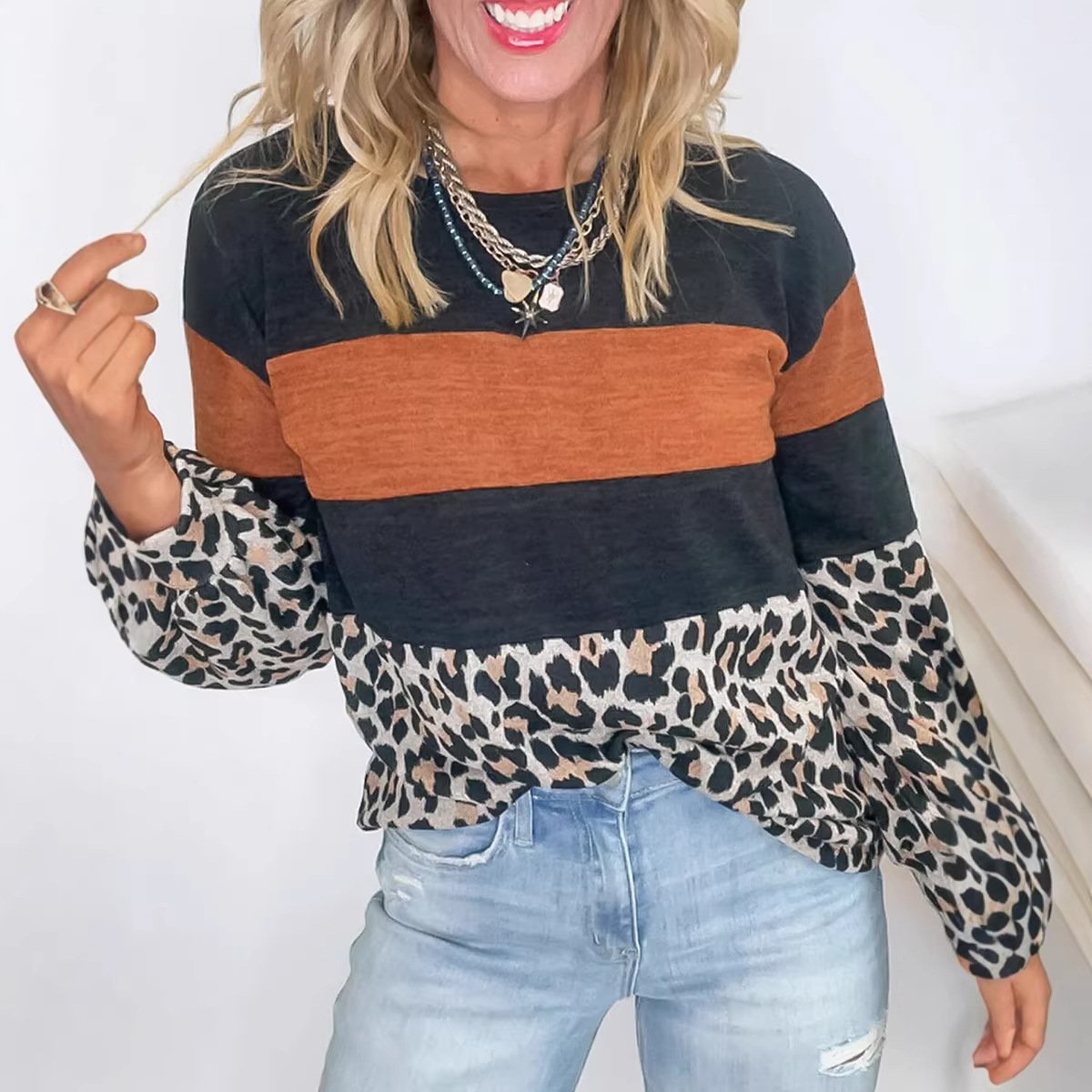 Relaxed Fit Crew-neck Sweatshirt with Color-block Print