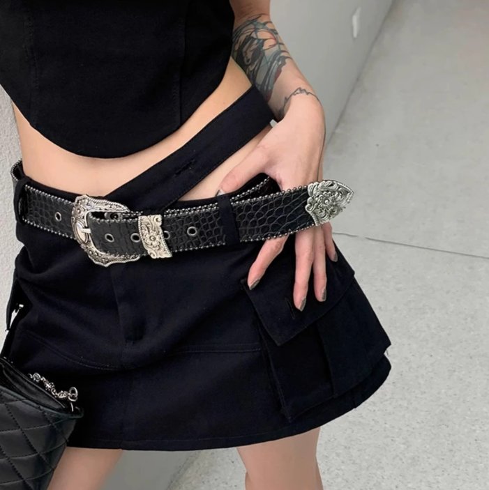 Retro Carved Crocodile Pattern Belt