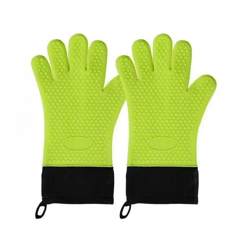 Protect Your Hands with Thickened Oven Mitts