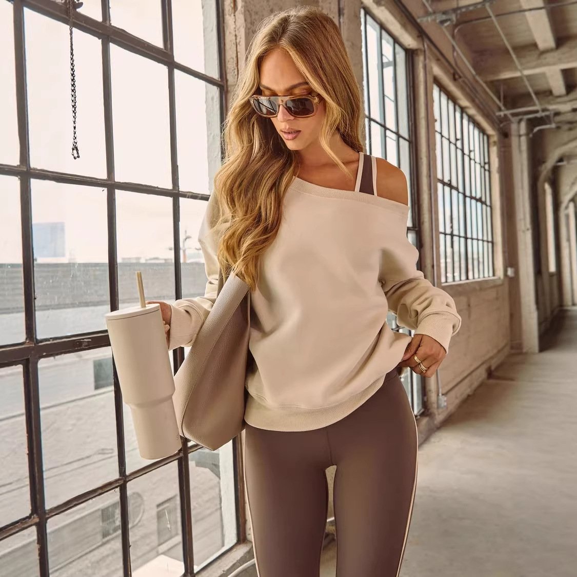 Women's Off-Shoulder Loose Long-Sleeve Sweatshirt Top