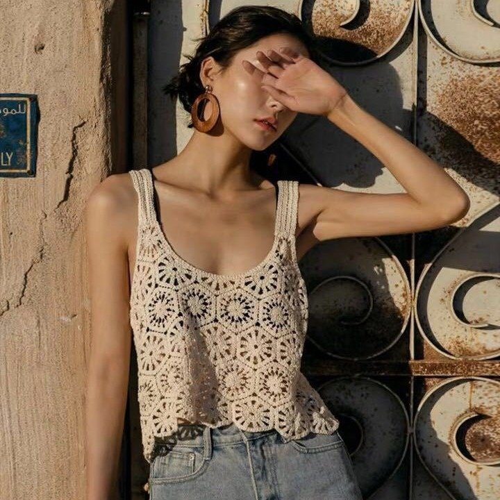 Hollow-out Crochet Loose Camisole Knit Top