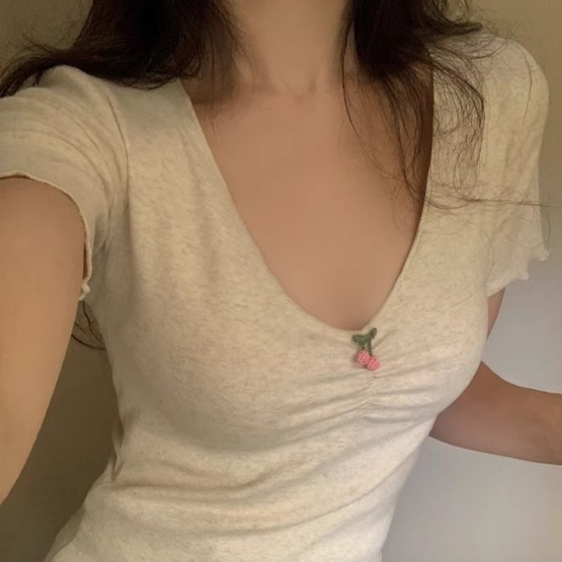 Sexy V-Neck Summer Tee for Women - Cherry Embroidery