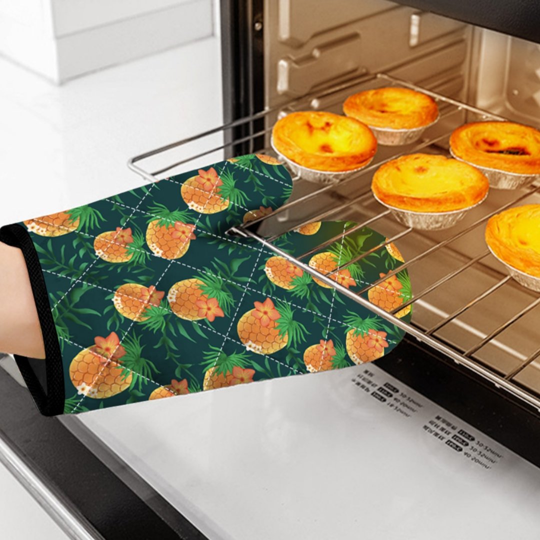 Korean-Style Pug Print Oven Mitt & Trivet Set