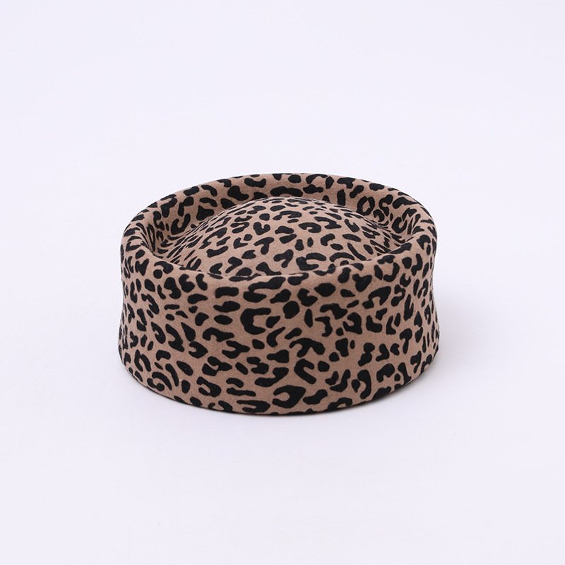 Leopard Hat Warm & Chic