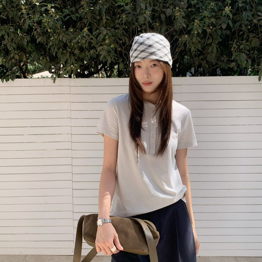 Women's Minimalist Short-Sleeve T-Shirt