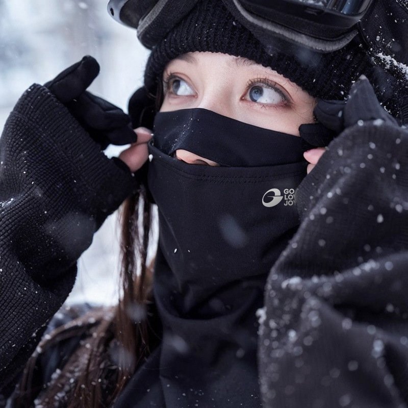 Warm Cycling Mask
