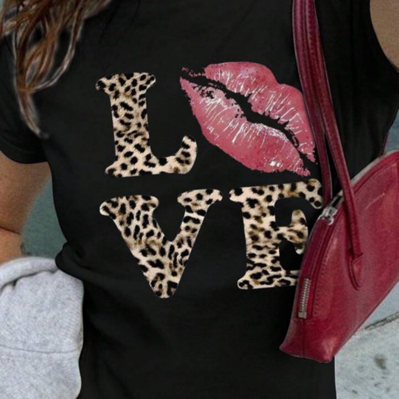 Customizable Streetwear Crop Top with Letter Print