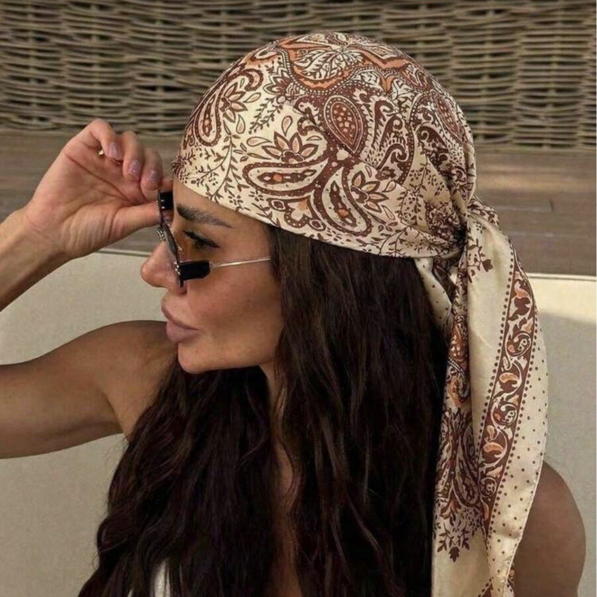 Trendy Women's Scarf for Casual Style