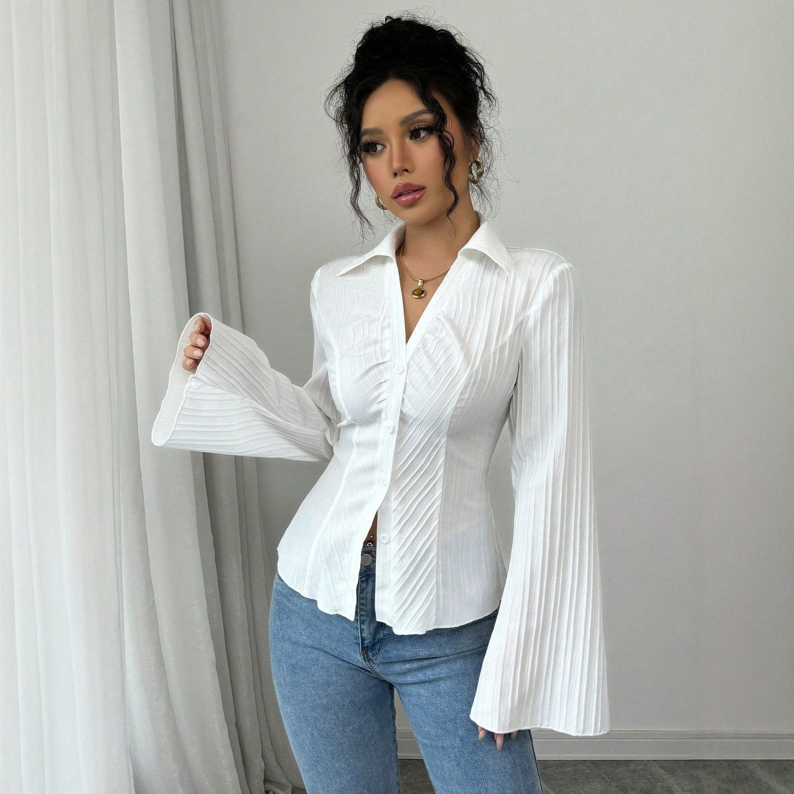 Elegant Long-sleeve Blouse for Women - Defined Waist & Stylish Stripes