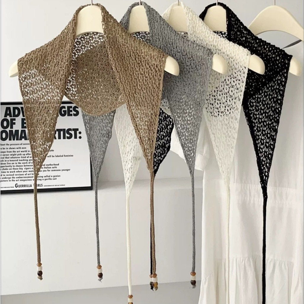 Chic Triangular Shawl