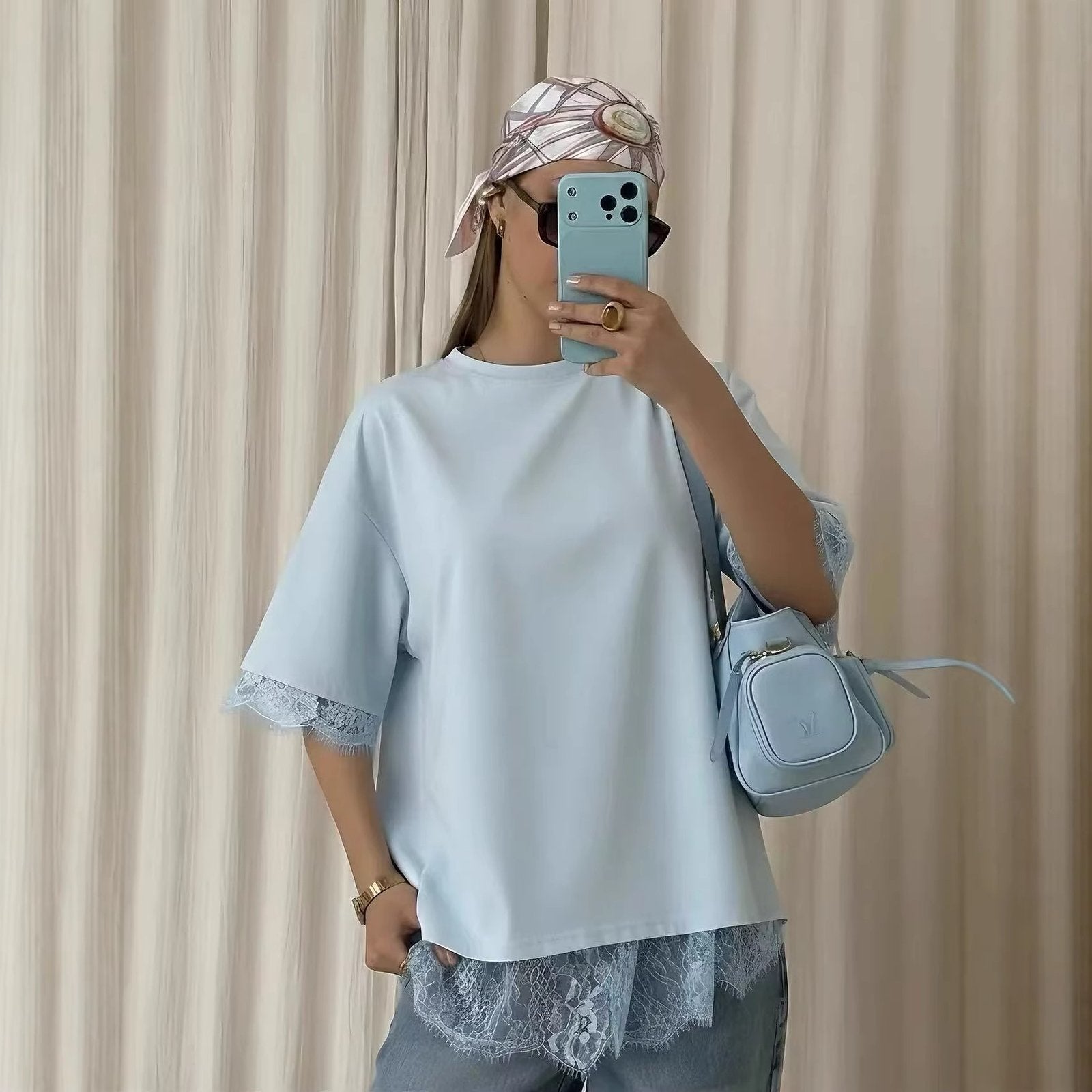 Trendy Women's Short-Sleeve T-Shirt with Back Slit