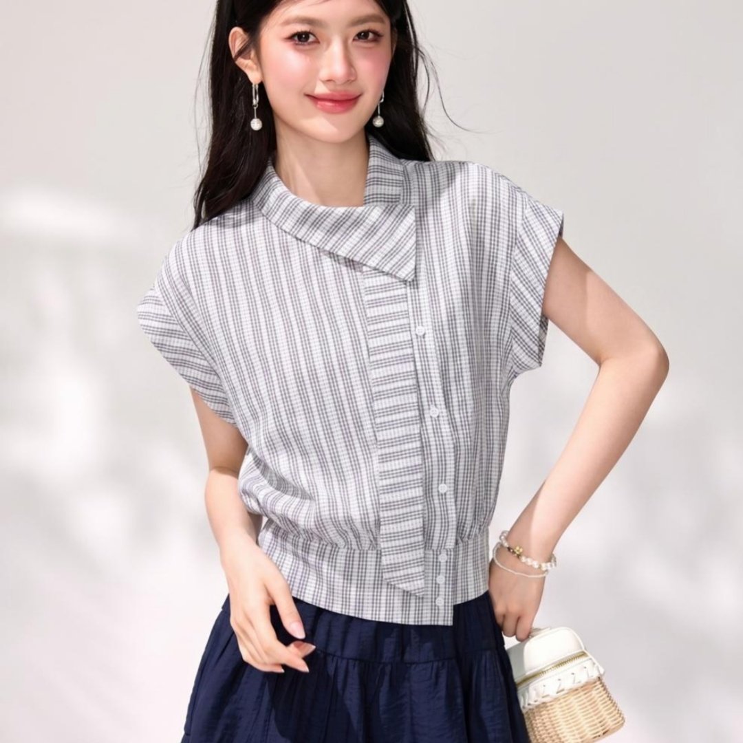 Elegant Batwing Blouse for Women - Light Gray