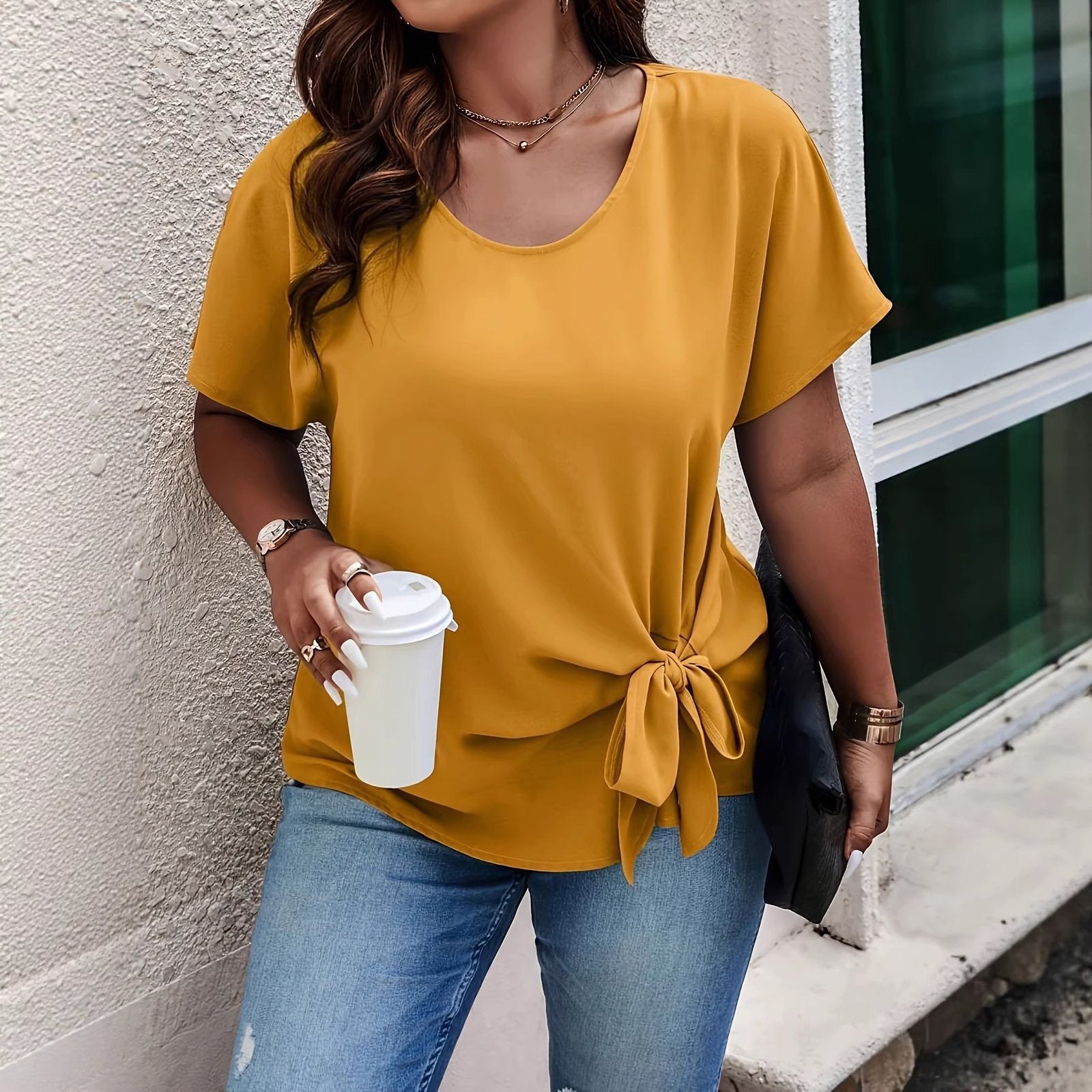 Plus-Size Loose-Fit Yellow Short-Sleeve Top for Women