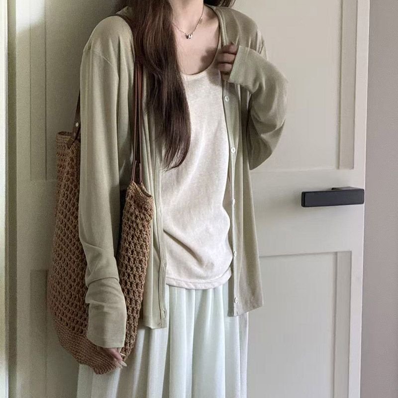 Lightweight Sun-Protective Cardigan for Women