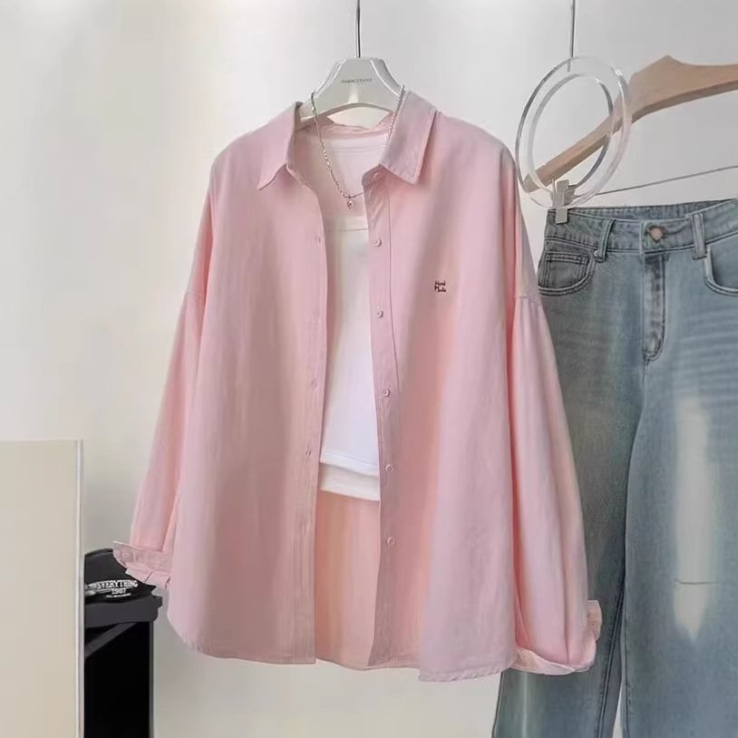 Women's Summer Blazer for a Youthful Look