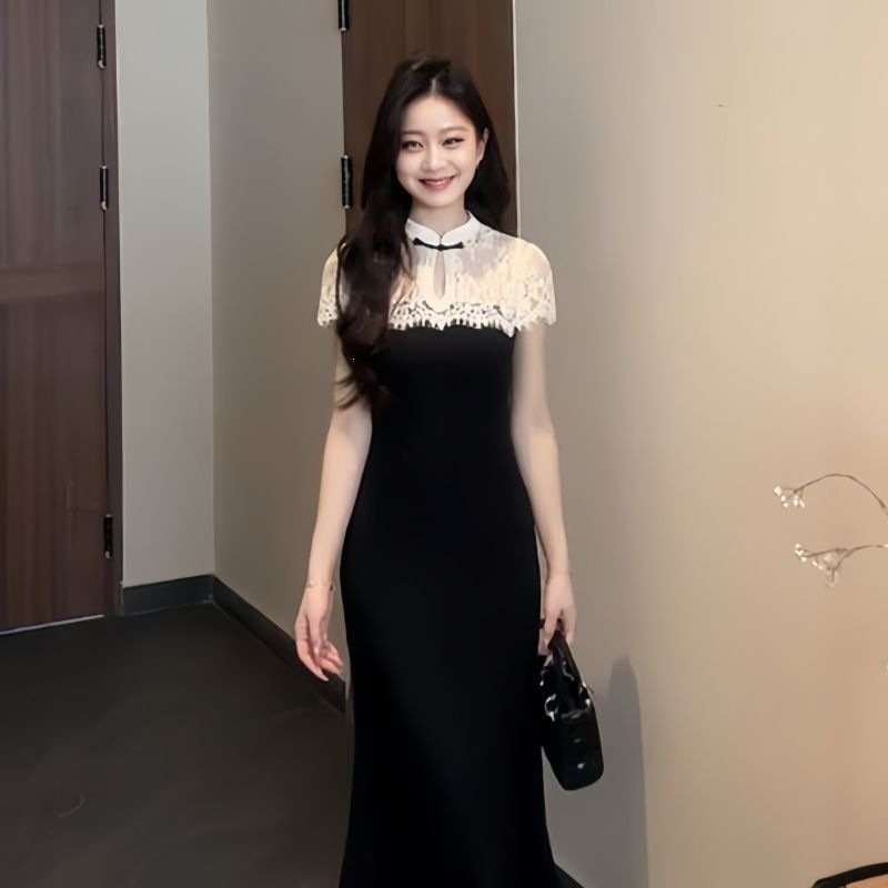 Elegant Chinese-style Lace Dress for Women