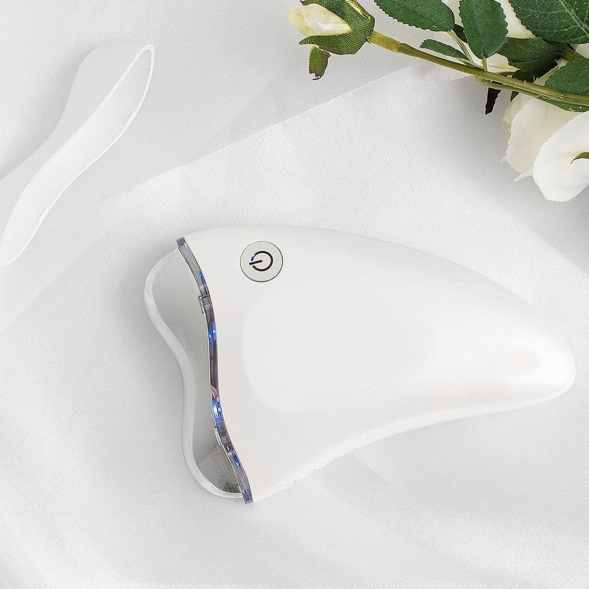 Facial Slimming Device with Hot/Cold Therapy & Vibration
