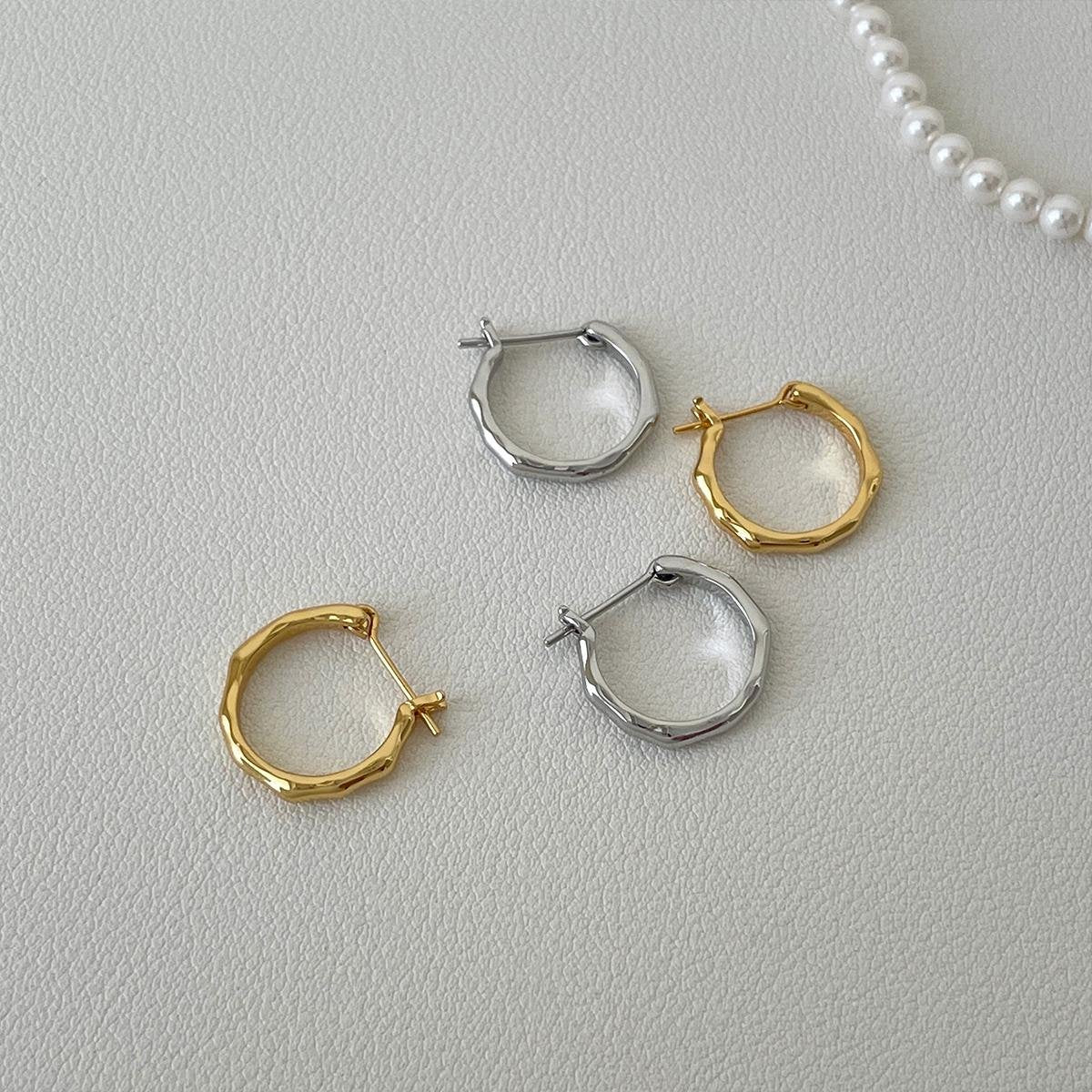 Elegant 925 Silver Hoop Earrings for Women