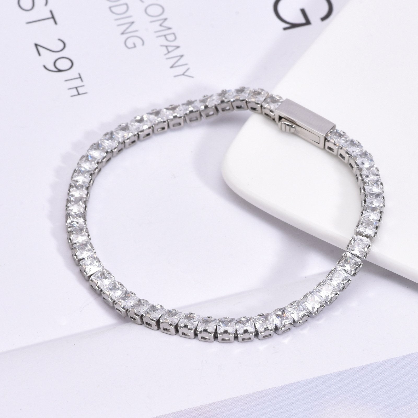 Geometric Tennis Chain Necklace With Zircon Accents