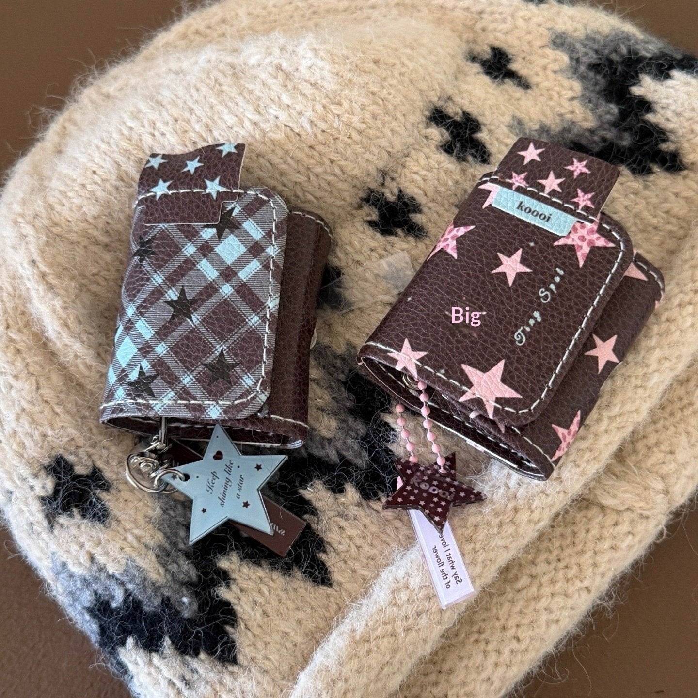 Leather Earphone Case with Diamond Pattern & Pendant