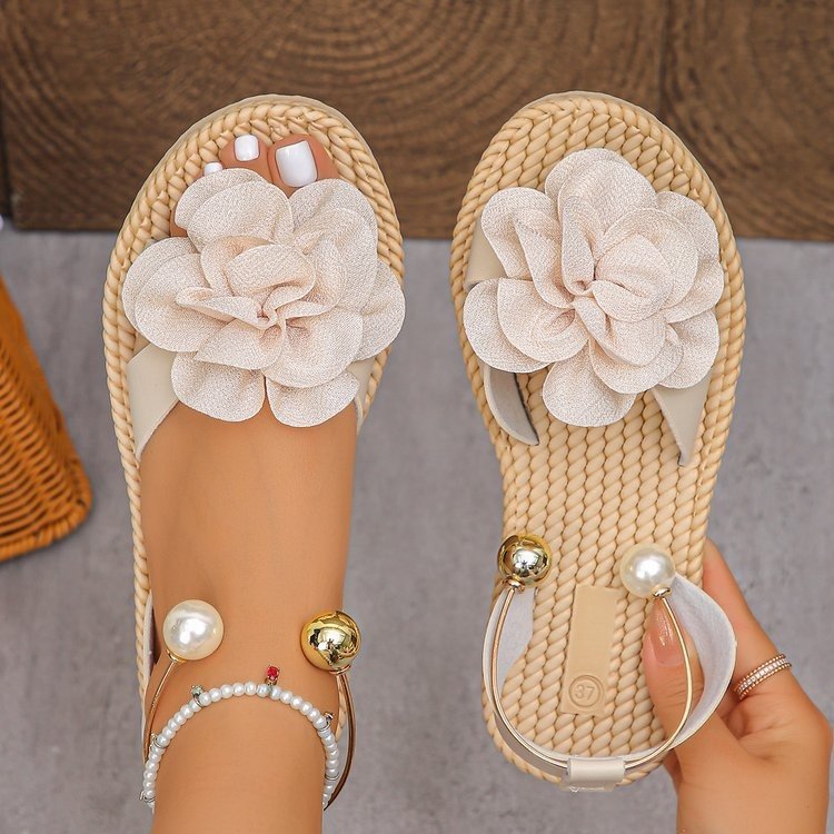 Beige & Black Minimalist Flip-flops for Women