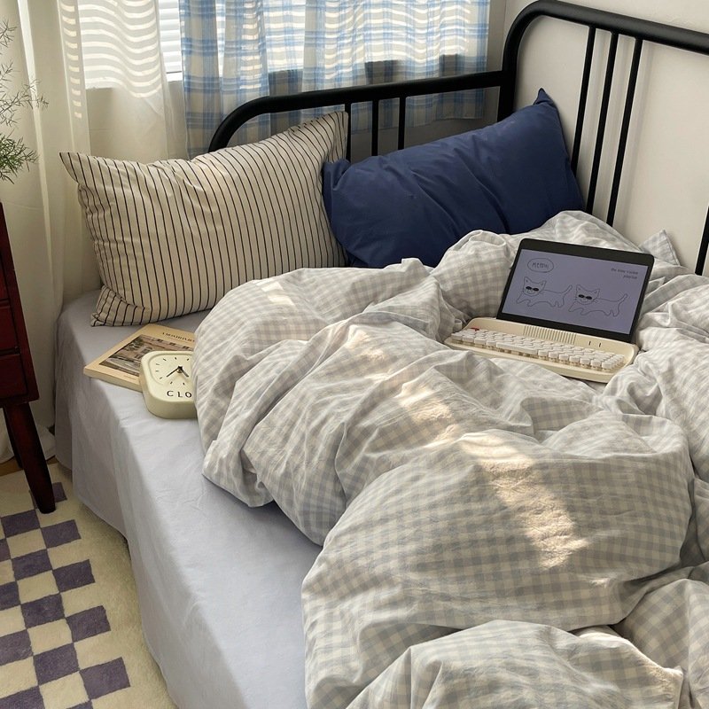 Cozy Bedding Set