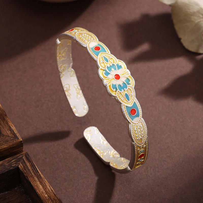 Elegant Enamel Gold Butterfly Women's Bracelet