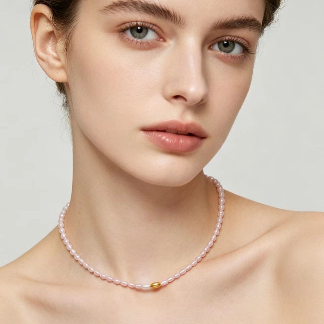 Stunning Freshwater Pearl Necklace for Everyday Wear