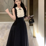 Flattering Long Black Dress for Women - High-Waisted Zipper Style