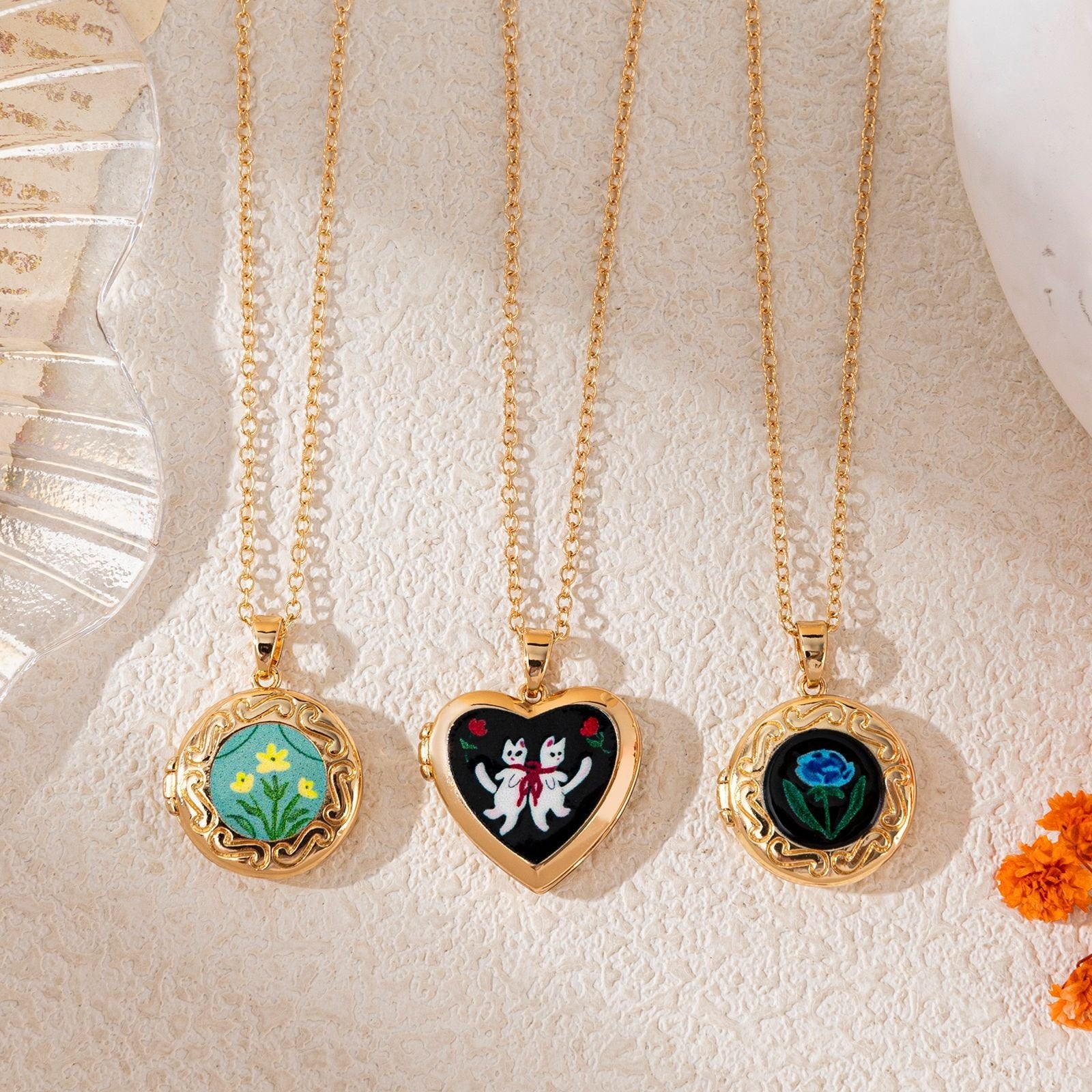 Layered Chic Heart Necklace With Openable Pendant