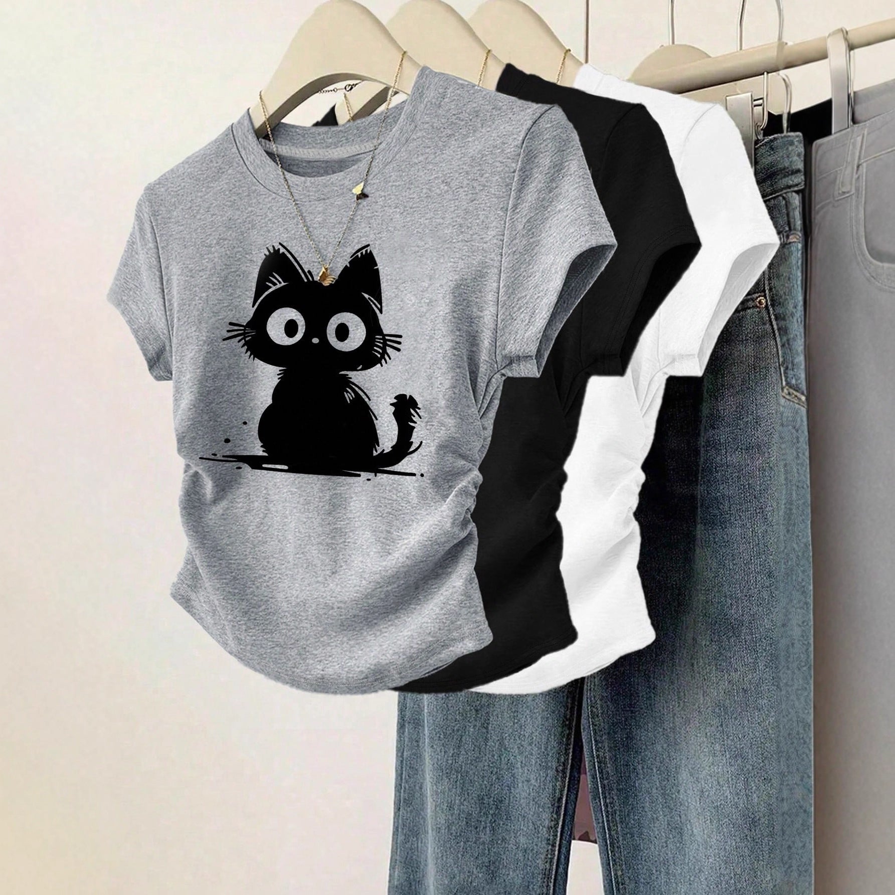 Sweet Cartoon Cat Print Women's T-Shirt – Relaxed Fit