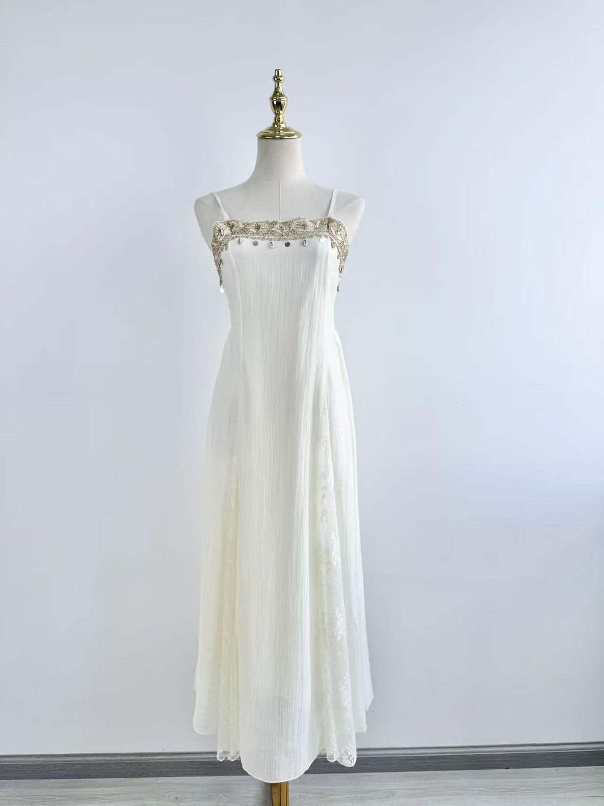 Women's Fashion Loose Lace-panelled Strap Dress