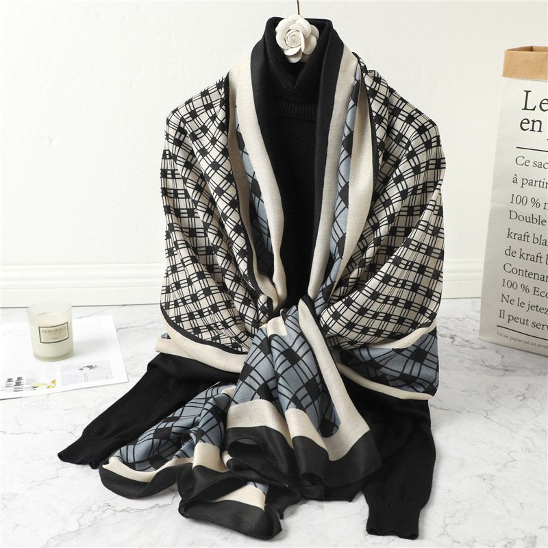 Women's Plaid Winter Scarf