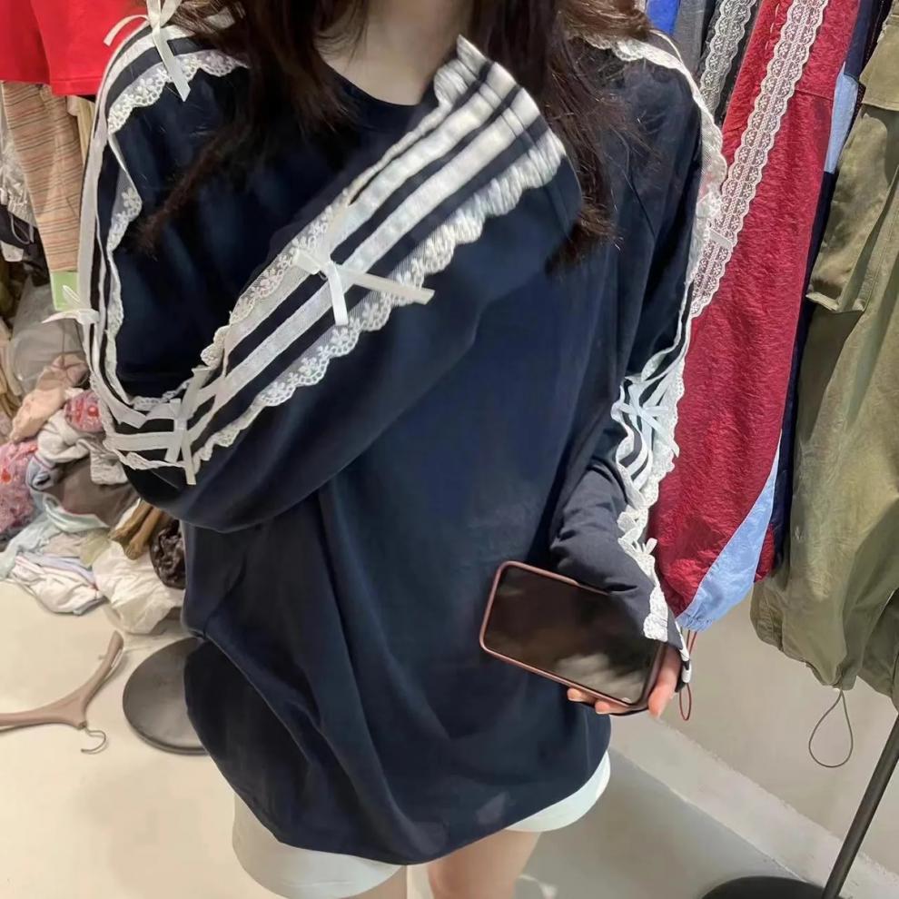 Chic Lace-Trim Bow Long Sleeve Top