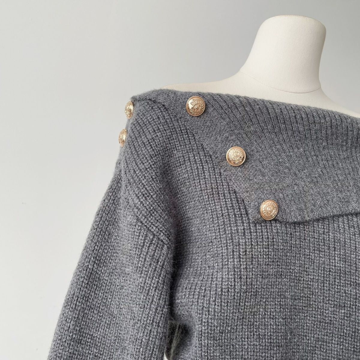 Pure Desire Style Oblique Shoulder Long Sleeve Knitted Dress for Women