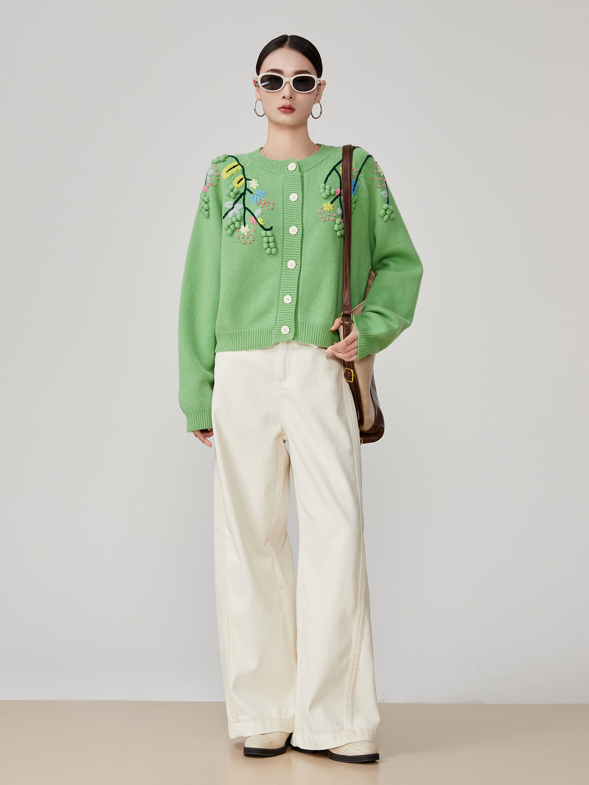 Green Handmade Three-dimensional Embroidered Round Neck Knitted Cardigan for Women