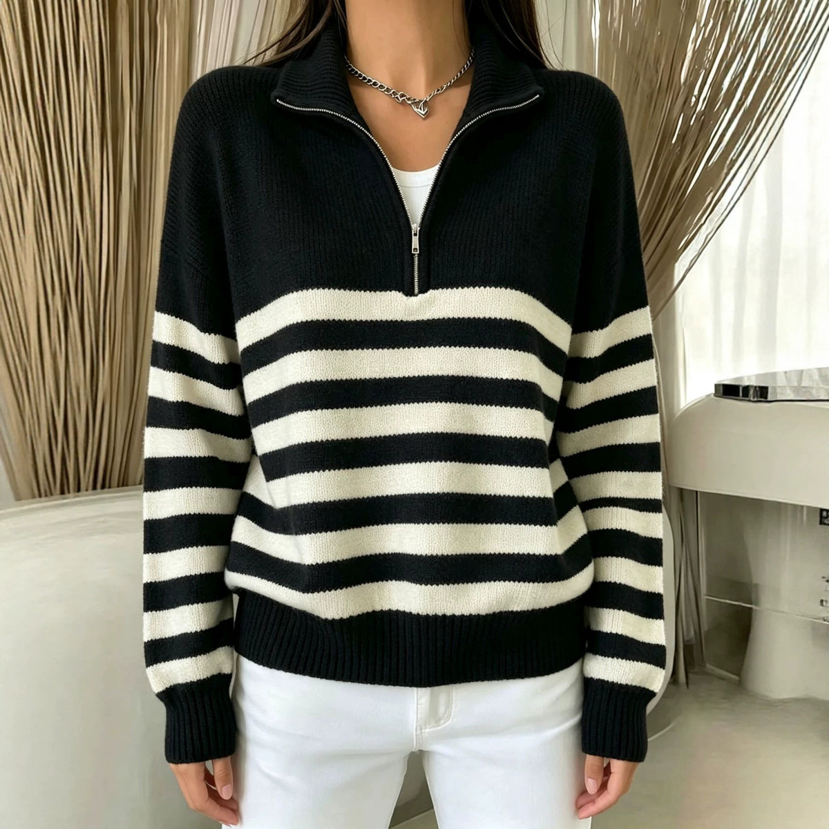 Womens Color-block Sweater with a Half-chain-link Pattern