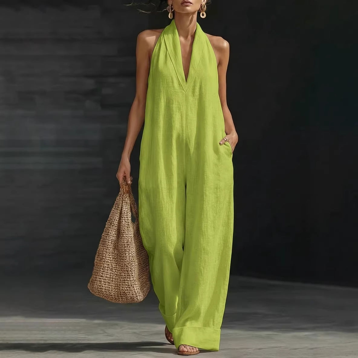 Simple, Elegant, And Comfortable Sleeveless Jumpsuit