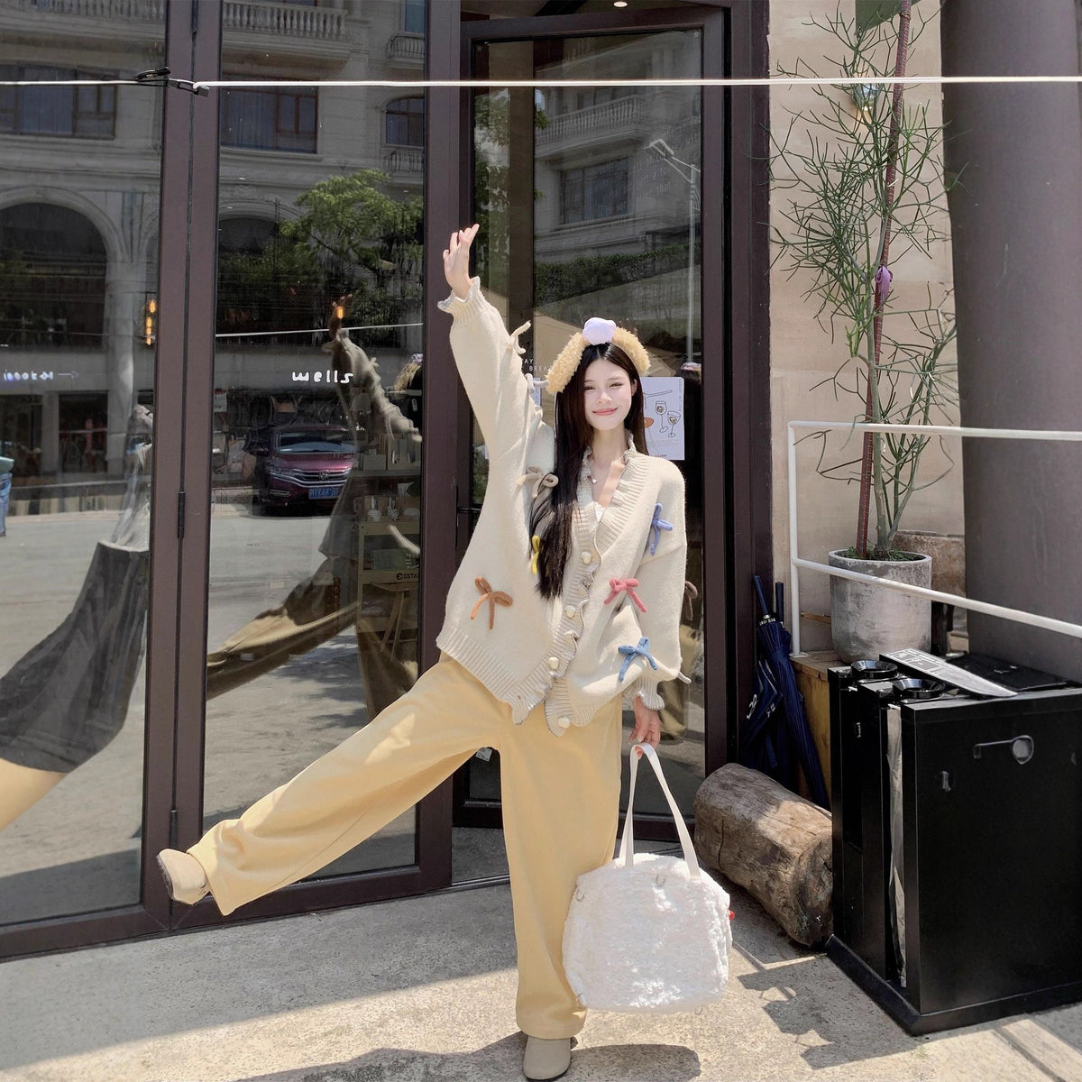 New Cute Youth-looking Three-dimensional Bow Sweater for Women