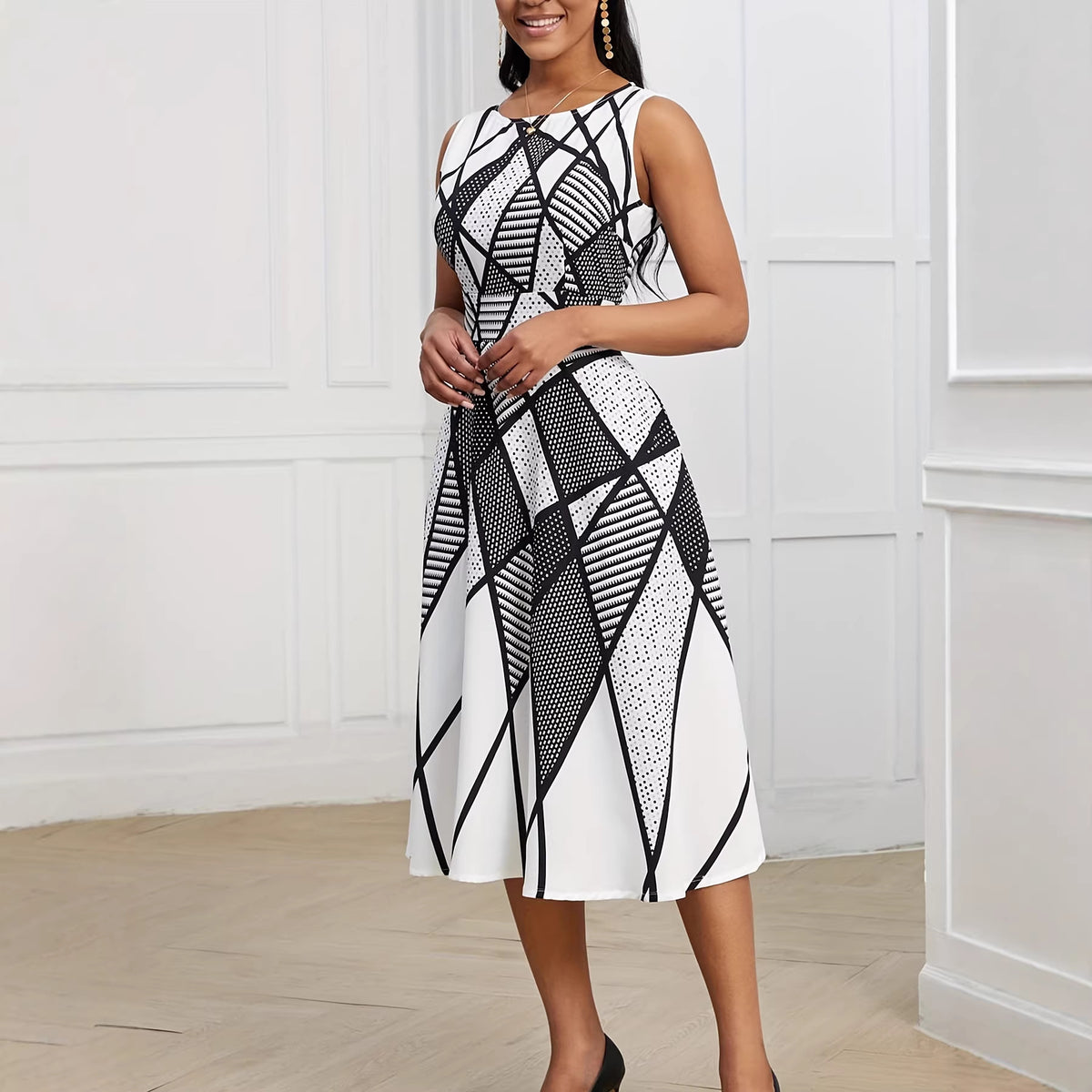 Geometric Print Patchwork Dress Sleeveless with a Round Neckline