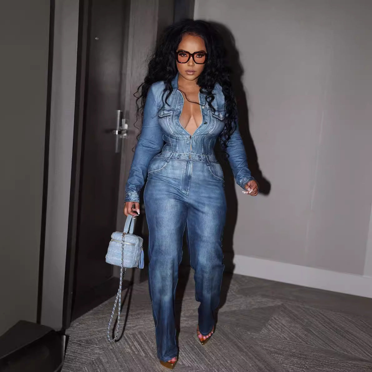 Chic Denim-Print Full-Length Jumpsuit with Pockets