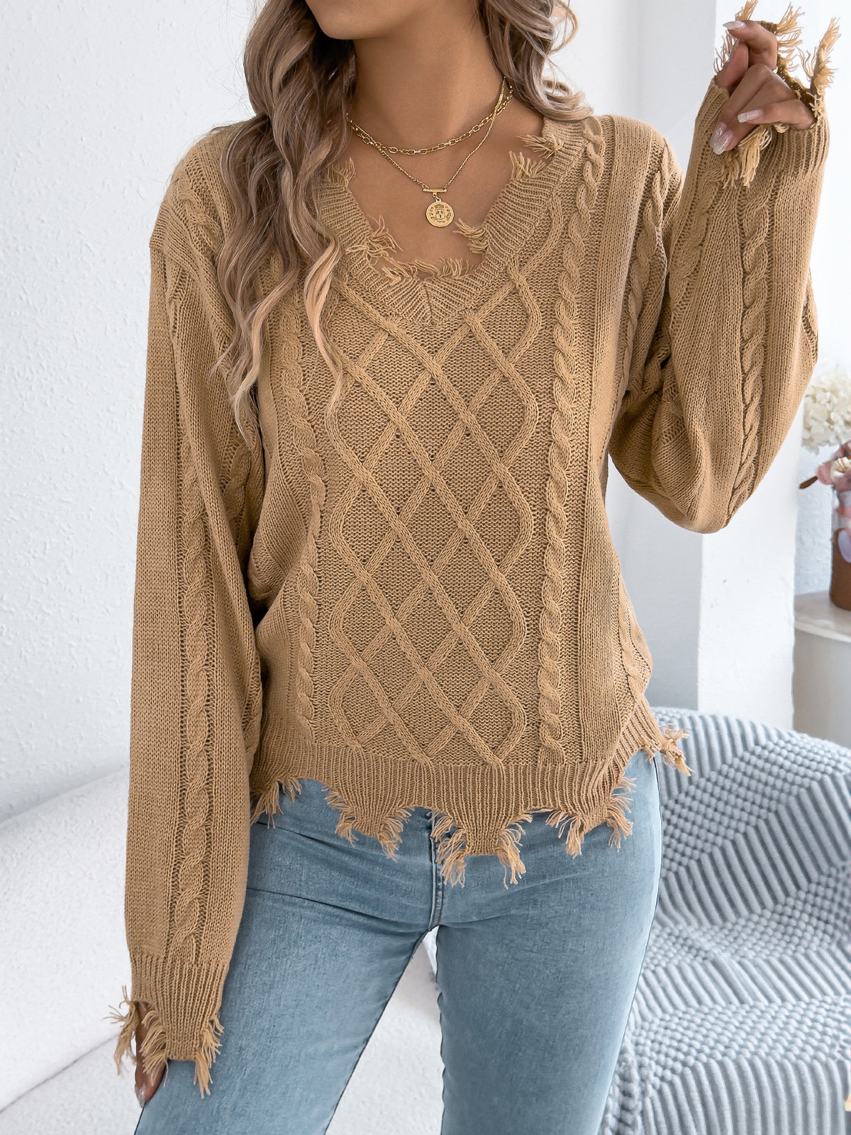 Fashionable Womens V-neck Cable-knit Long-sleeve Sweater