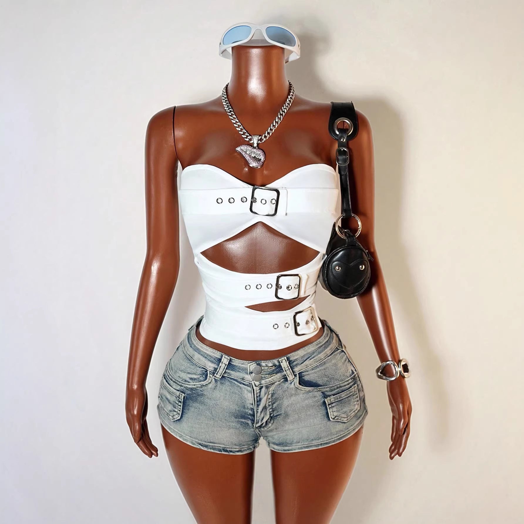 Off‑Shoulder Hollow‑Out Cropped Tank – Slim Fit Summer Top