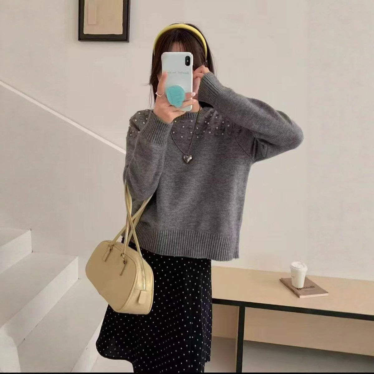 Round Neck Sweater for Women Designer Inspired Niche Base Layer New Spring Autumn Style