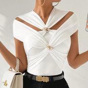 Hollow Metal-Decorated Slim-Fit White Shirt – Street‑Style Chic