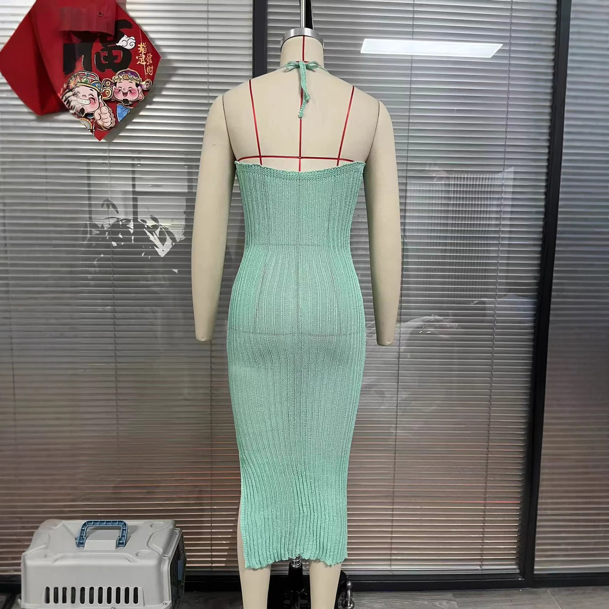 Front-buttoned Back-open V-neck Sleeveless Long Knit Dress