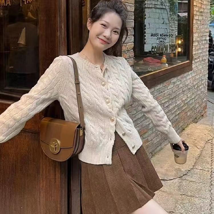 Solid-color Soft Chewy Braided Knit Cardigan for Women Autumnwinter