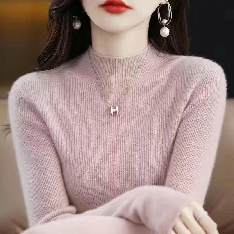 New Slim-fit Figure-flattering Sweater with a Half-high Neckline